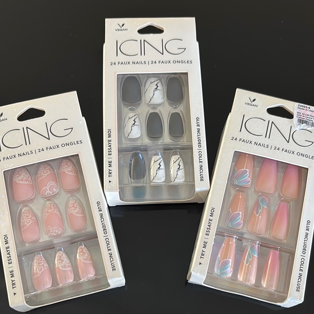 Icing Lace Design Faux Nails Set - Pink